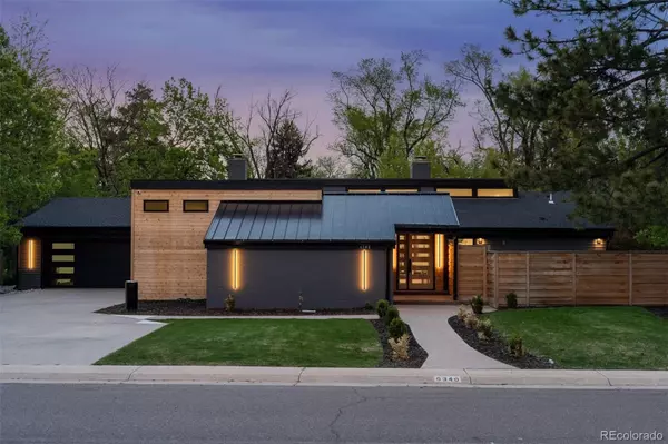 Discover Unparalleled Luxury in Crestmoor Park,Robert Tait