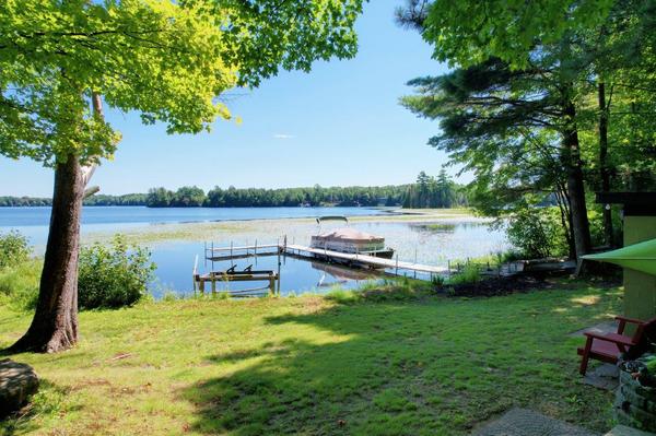 Our photographers work to feature the amazing lake views and approaches to the water, so buyers can envision themselves there