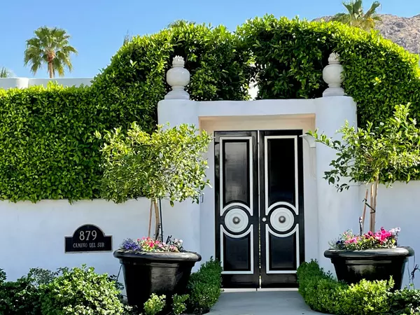 Easy Ways to Creating Curb Appeal When Selling,Adriana Michaels