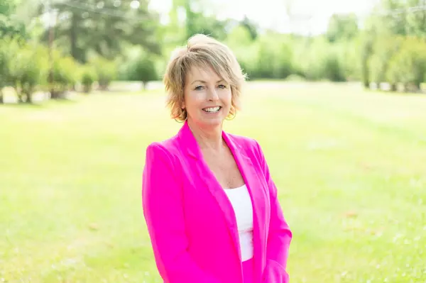 Welcome Kim Lane in Wilmington, NC!,Margot Weatherford