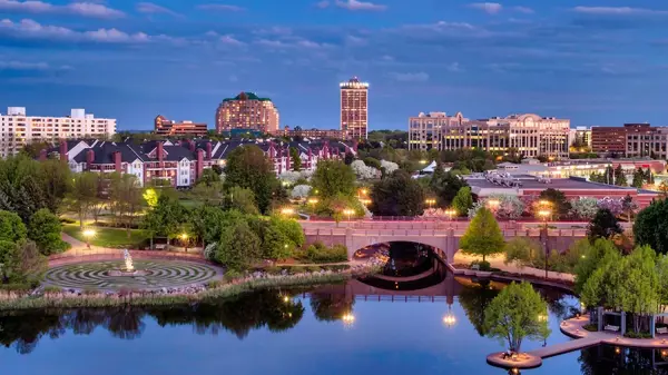 The Great Things About Living in Bloomington, MN,David Nelson