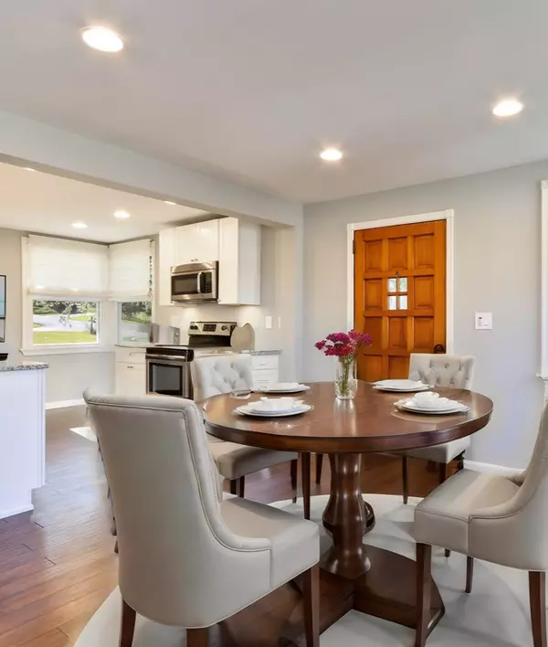 Virtual Staging AI - 095A3966-Edit.jpg-February 6, 2024 0_32 (1)