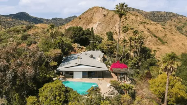 Pee-wee Herman's Iconic Los Feliz Home for Sale: $5 Million,Bret Jenny