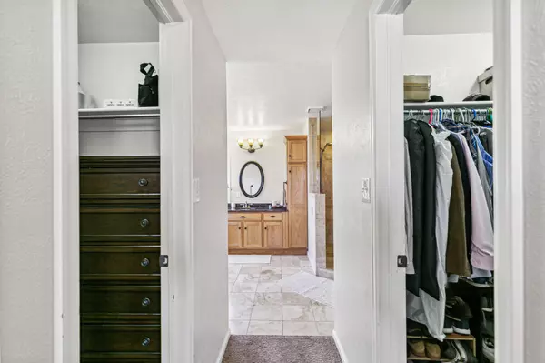 Navigating the Home Inspection Process,Danielle Witte