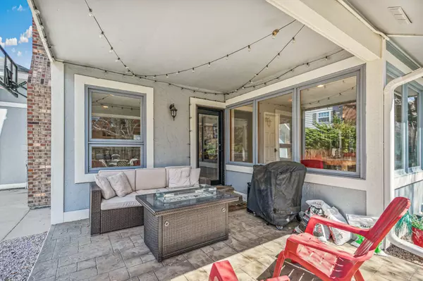 The Role of a Real Estate Agent in Buying or Selling a Home,Danielle Witte