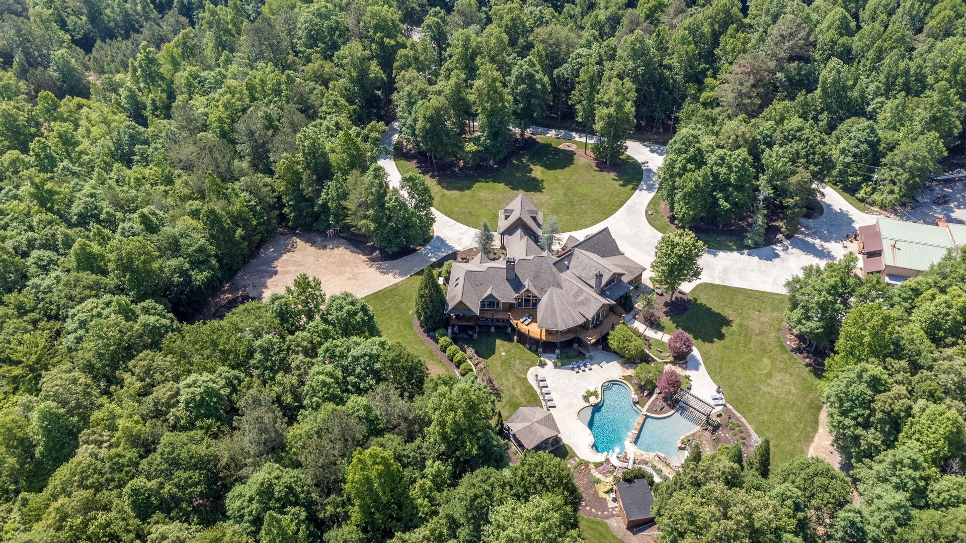 feature image of Maximize Your Home Sale with Aerial Drone Photography