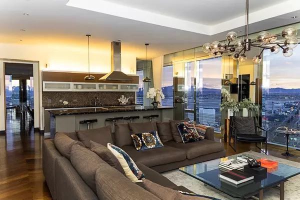 Luxury Living in Las Vegas: The Ultimate High-Rise Experience,Bret Jenny