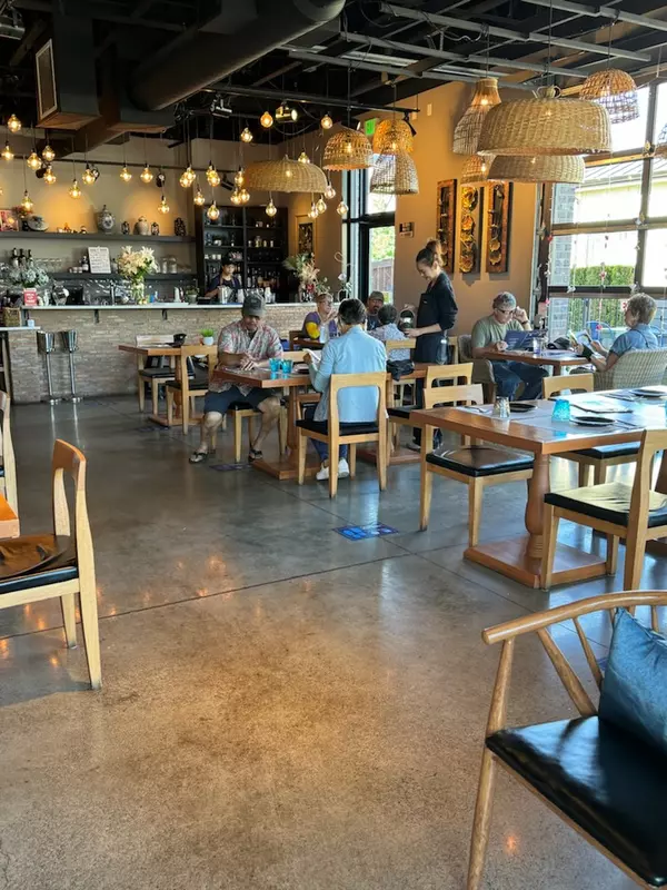 Discovering Local Asian Bistro: A Culinary Gem in Felida,Ken And Susan Rosengren