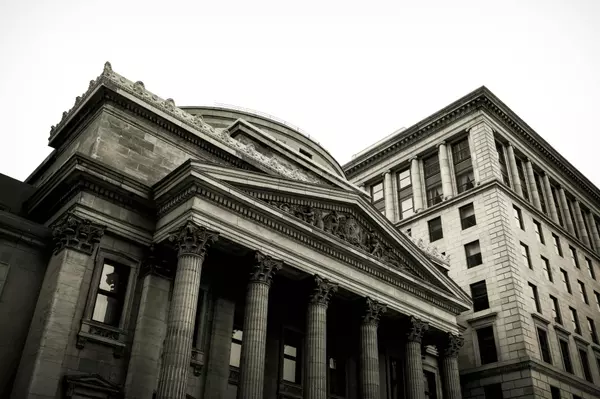 How the Bank of Canada's Interest Rate Cut Affects Canadian Home Buyers and Sellers