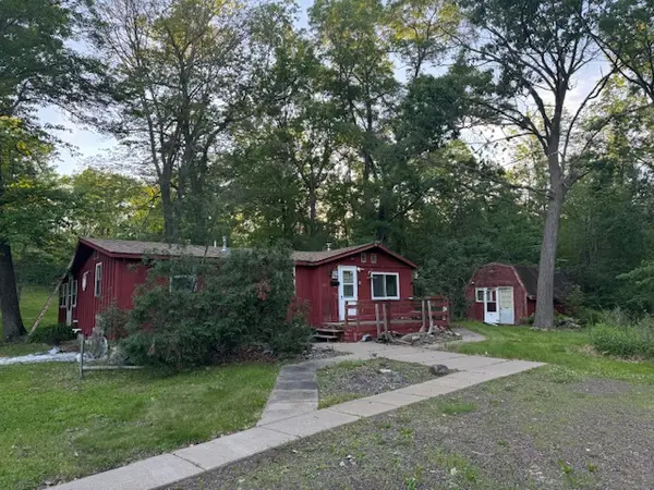 Cozy 1-Story Home in Sandstone on 10 Wooded Acres,Chuck Carstensen