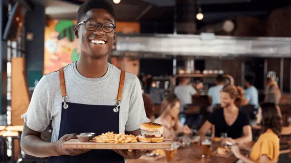 feature image of Home Run Eats: Restaurants to Hit Up During College World Series