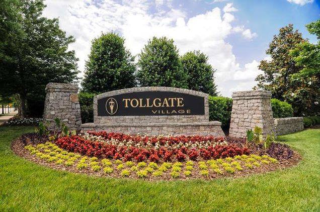 Entry Sign Tollgate Village