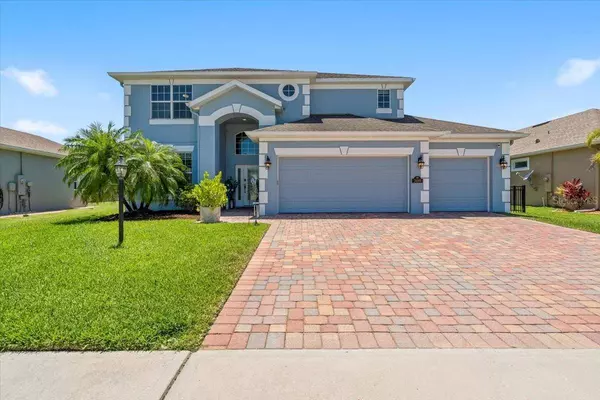 Luxury Living in Viera: Tour the Stunning 5 Bedroom Pool Home at 3698 Hollisten Cir