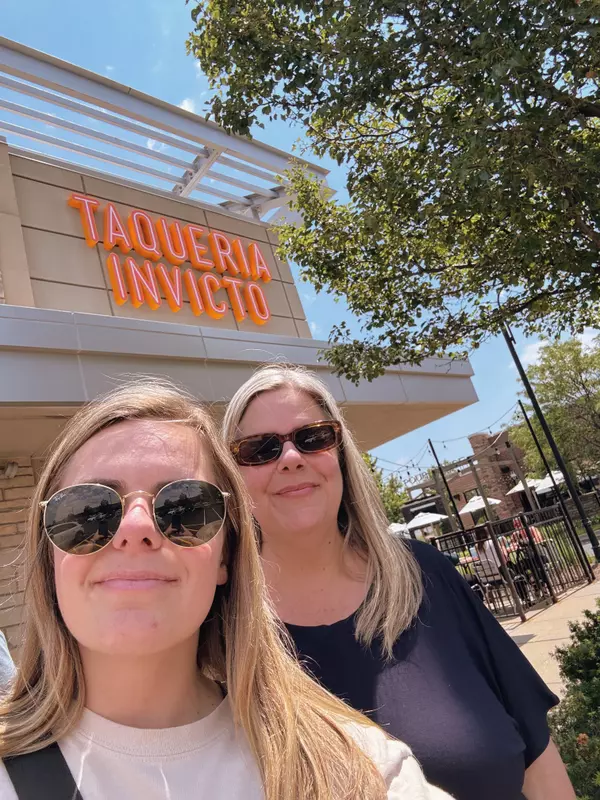 Young's Yums: Taqueria Invicto,Sara Latta-Young