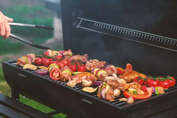 Sizzling Summer: The Hottest Outdoor Grilling Trends of 2024,Scott Cooper