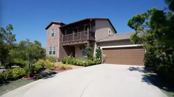 《地大为王!“寸土寸金”的尔湾怎么会有这种房子存在?》(111 Nevine, Irvine CA 92618 --- Great opportunity!!! Built by Pulte Hawthorn model 3 on a 13,366 SQFT LOT!!! ),Sam Mu