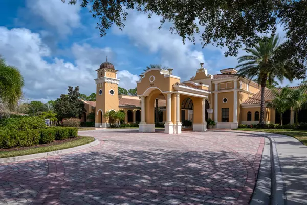 Venetian Golf and River Club