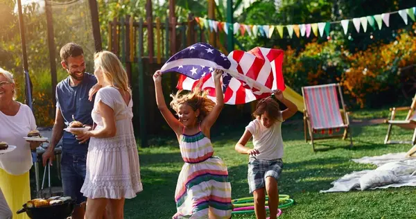 The Perfect Backyard BBQ: Celebrate Independence Day with Friends and Family,Saad Jamil
