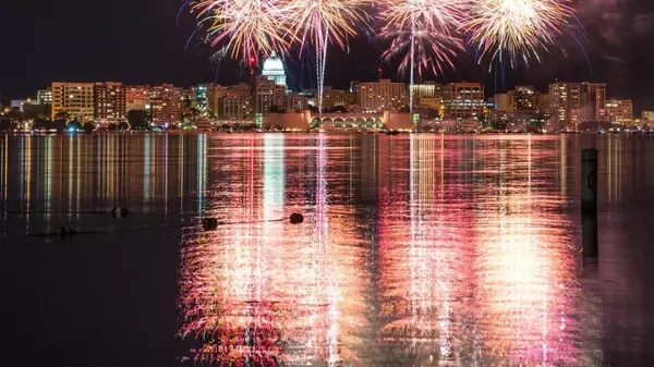 The 4th is almost here!!! Check out these fun firework events in and around the Madison area...