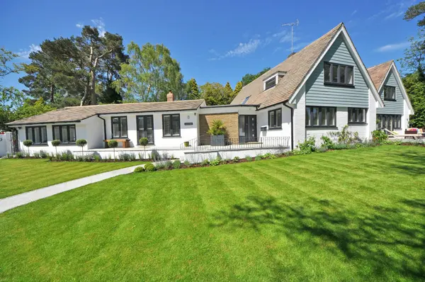 5 Essential Tips for a Successful June Home Sale,CKRE Crew