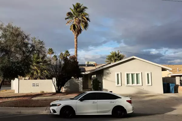 Las Vegas Homeowner Takes on City Hall Over $180,000 Airbnb Fine, Alleging Violation of Due Process and Excessive Punishment,Bret Jenny