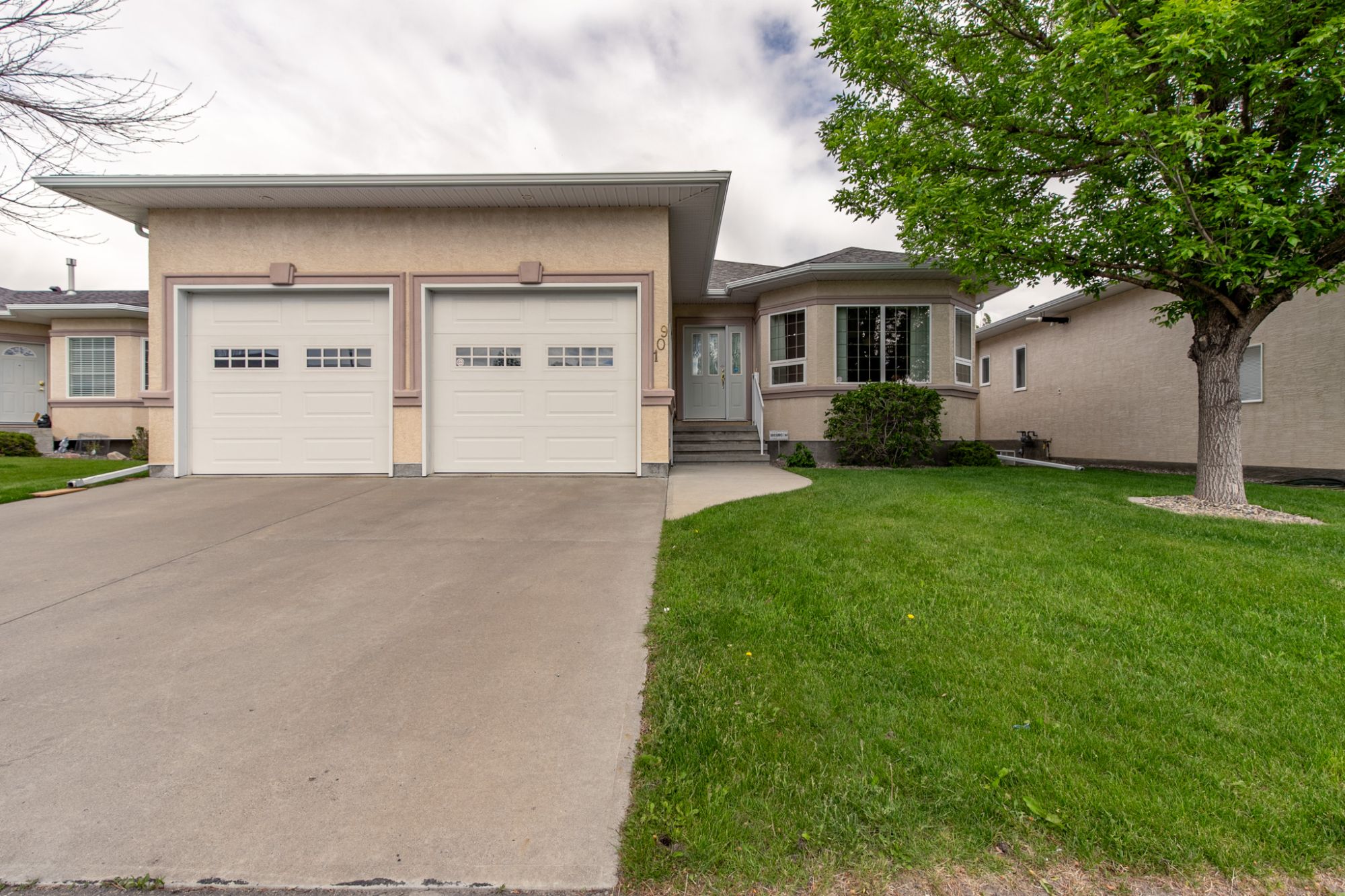 House For Sale In Lethbridge, Alberta