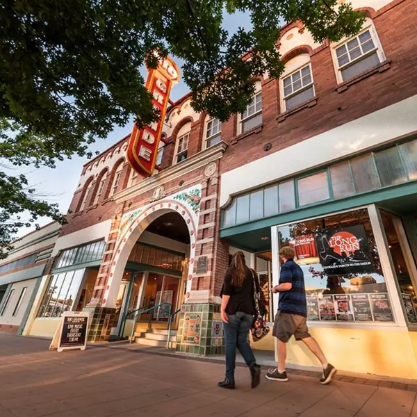 Discover the Local Theaters in Las Cruces,Amanda Dominguez