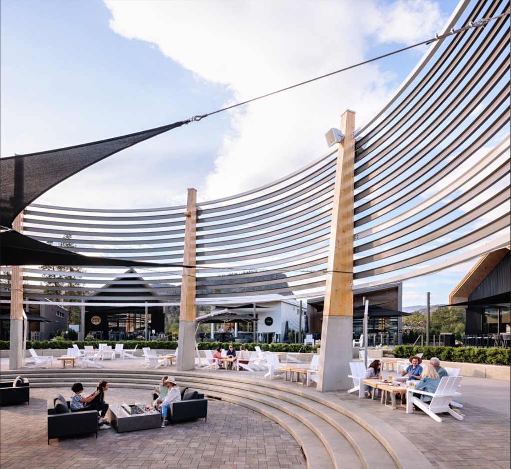 district wine village