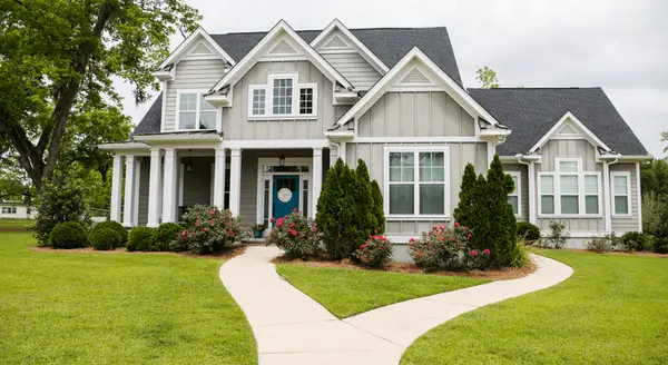 How Renovating Your Home Can Speed Up the Sale,James Lynch
