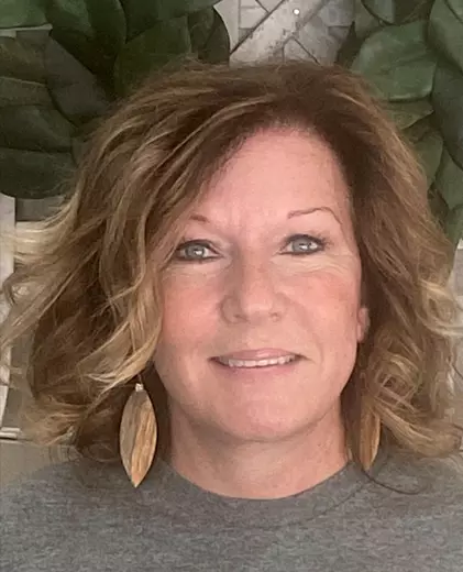 Cecelia with Geneva Financial 