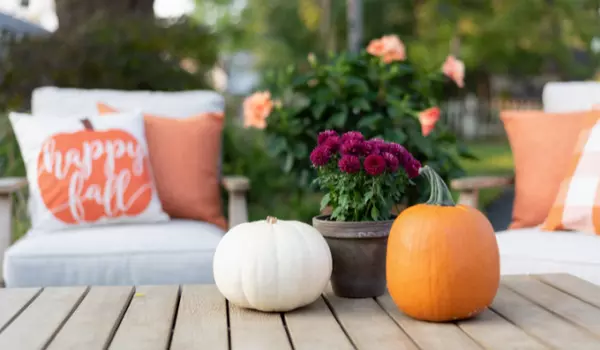 Transition Your Outdoor Oasis: Go from Sizzling Summer to Fabulous Fall in 7 Steps,Kolton Villa