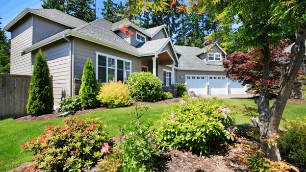 Preparing Your Home for Sale: Tips on Staging, Repairs, and Curb Appeal to Attract Buyers,Kyle Powers