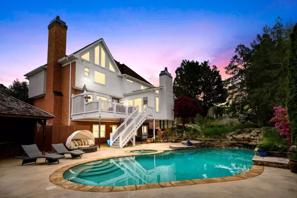 4574 Dairy Way pool small