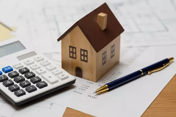What are the costs involved in selling a home?,Shana Rivers