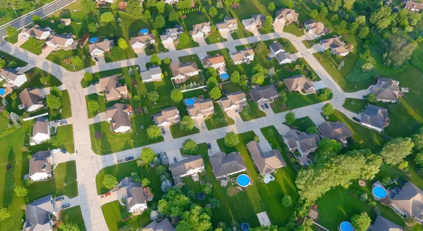 Seizing Opportunities in the Great Wealth Transfer,James Lynch