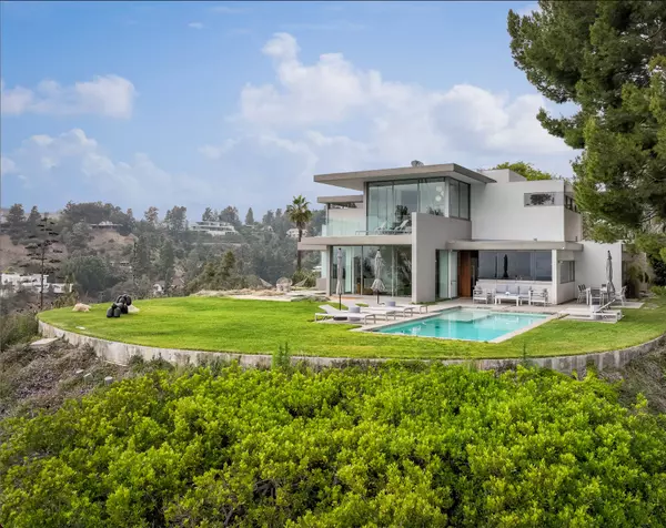 Sellers don't have to pay for Buyer's Broker Commission anymore,Dan Malka