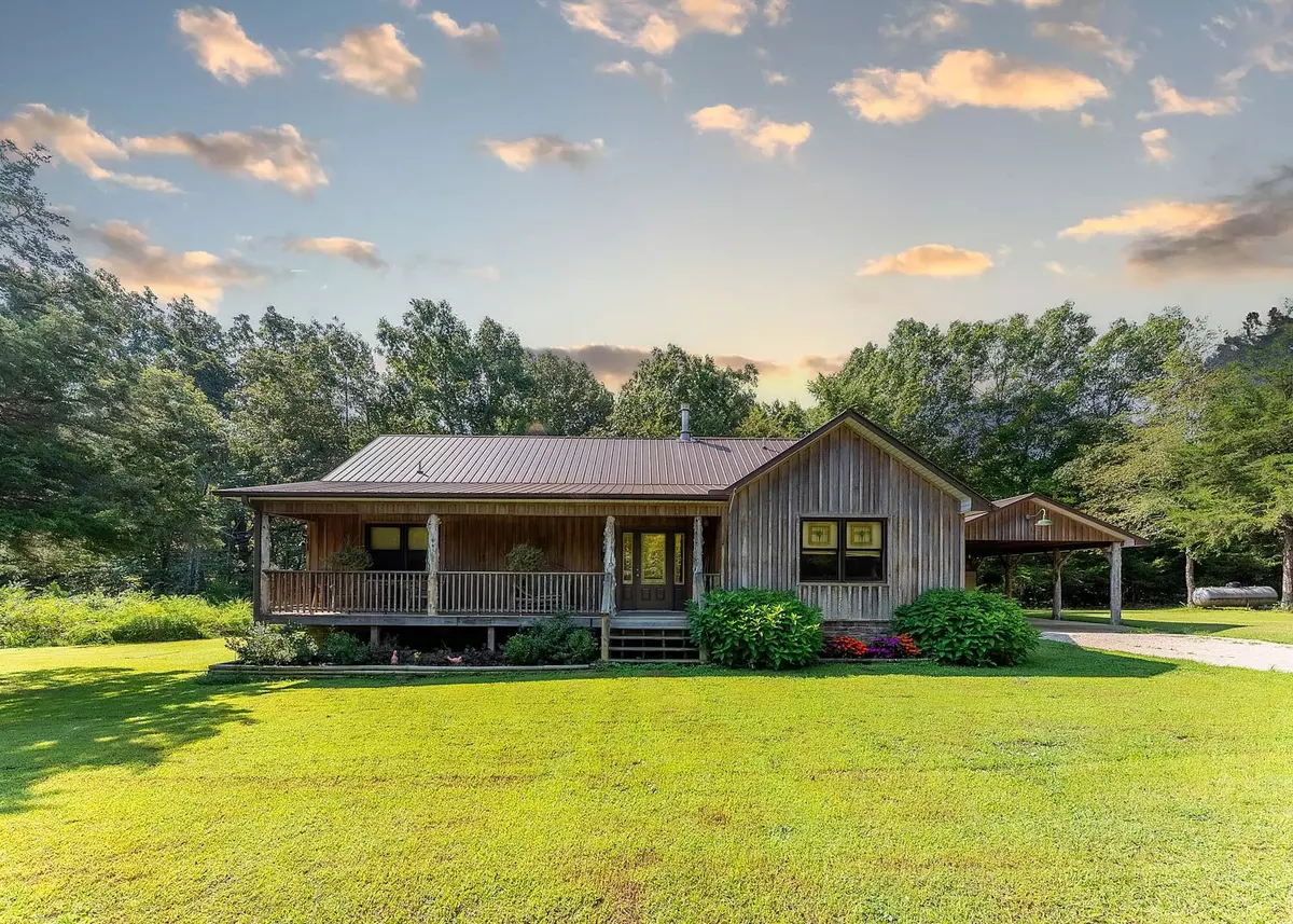 Home 37 acres000