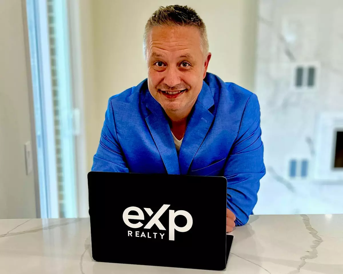 Dylan Tanaka Metro Detroit Realtor eXp Realty