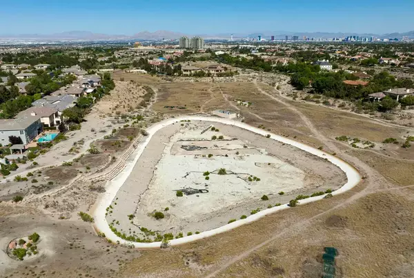 Las Vegas Hit with $30M Court Ruling Over Badlands Golf Course Puts City’s Finances at Risk