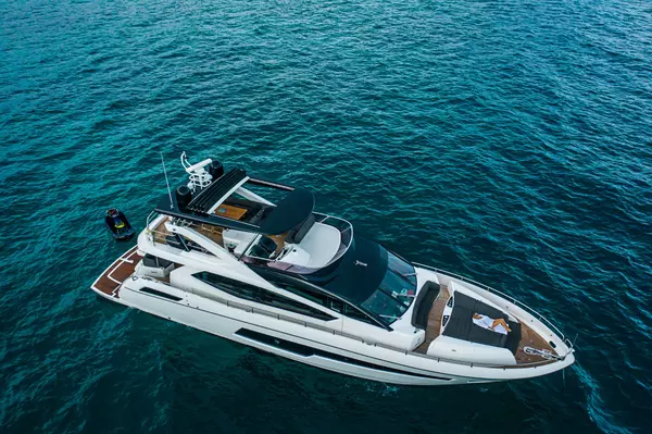 Copy of EV-YACHT-2 (1)