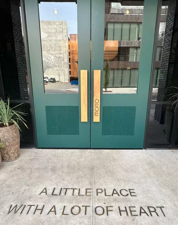 Motto: A Little Place With A Lot Of Heart,Bethany Stephens