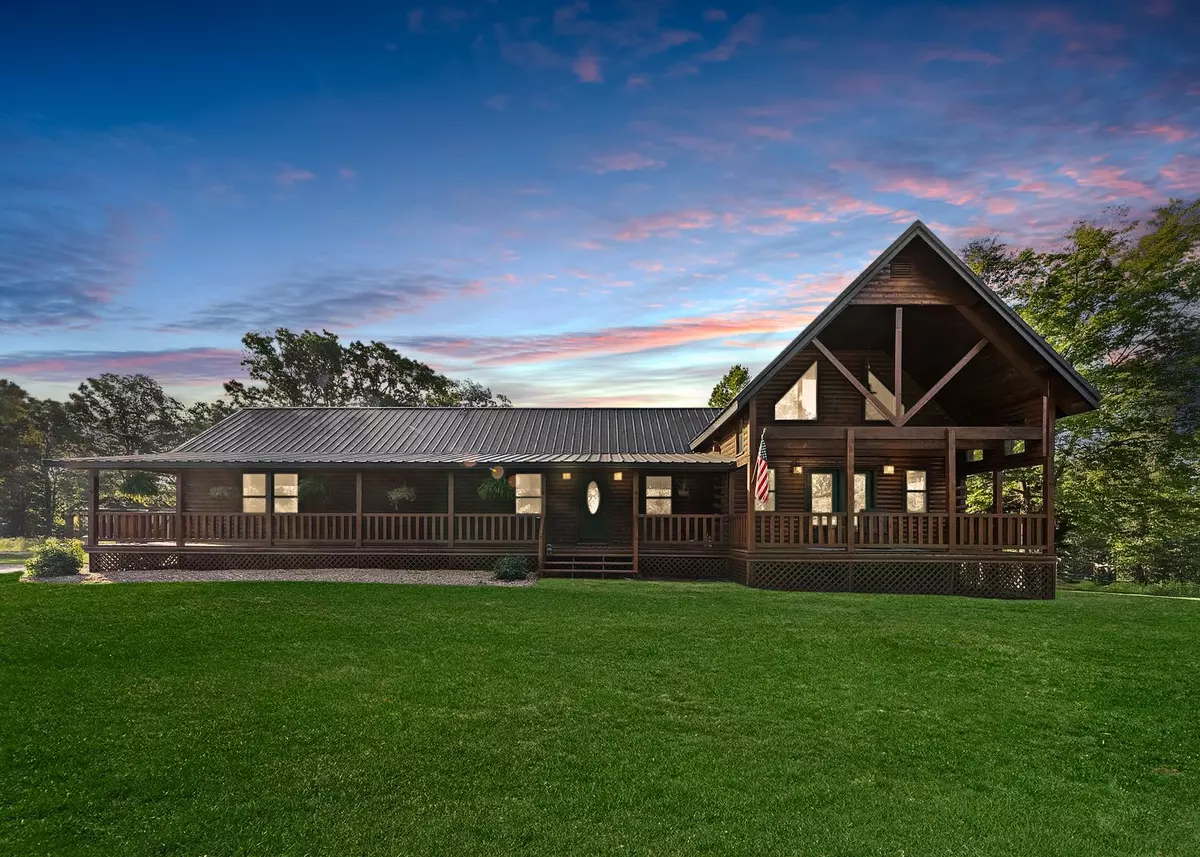 Beautiful-home-on-57-acres000