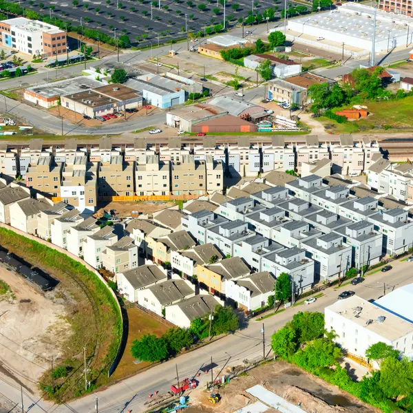 How To Safeguard Investments Under Zoning Insurance,Thomas J. Morillo