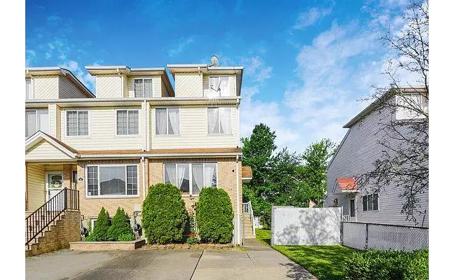Staten Island, NY 10312-1394,144 Kenilworth Ave