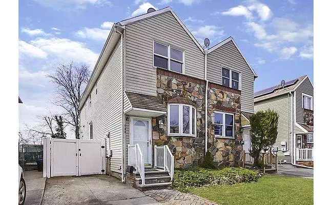 Staten Island, NY 10306-5423,480 Adams Ave
