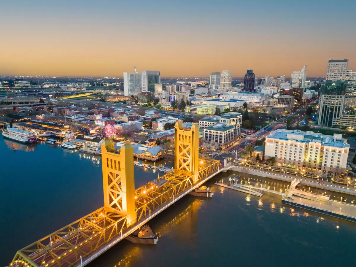 aerial-shot-of-the-tower-bridge-spanning-across-th-2023-11-27-05-16-59-utc