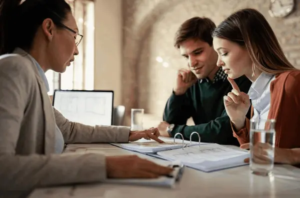 The Connection Between Upgrades and Interest Rates,Mark Stillings