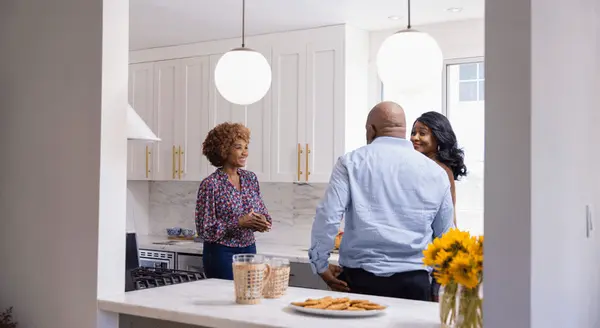 The Best Time To Buy a Home This Year,James Lynch