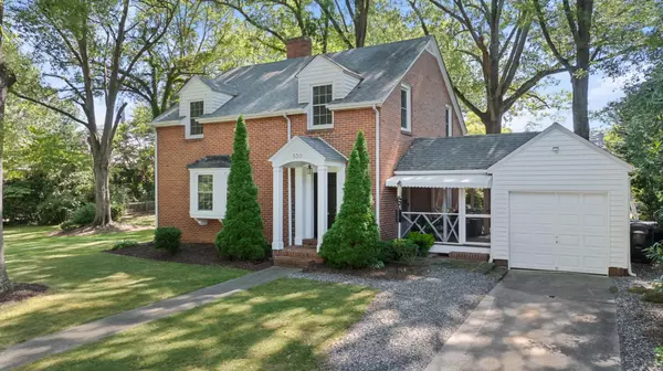 Brick home with tailored lawn 530 7th St NW