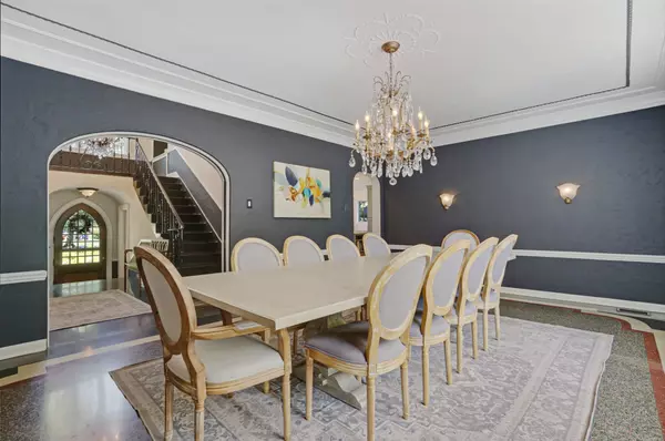 Dining room in st louis home